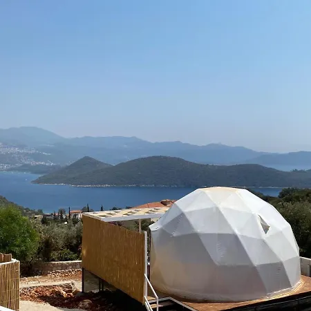Lilyumdome Hotel